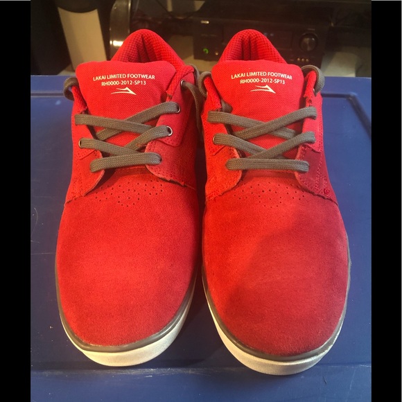 Lakai "Howard" - Picture 1 of 8